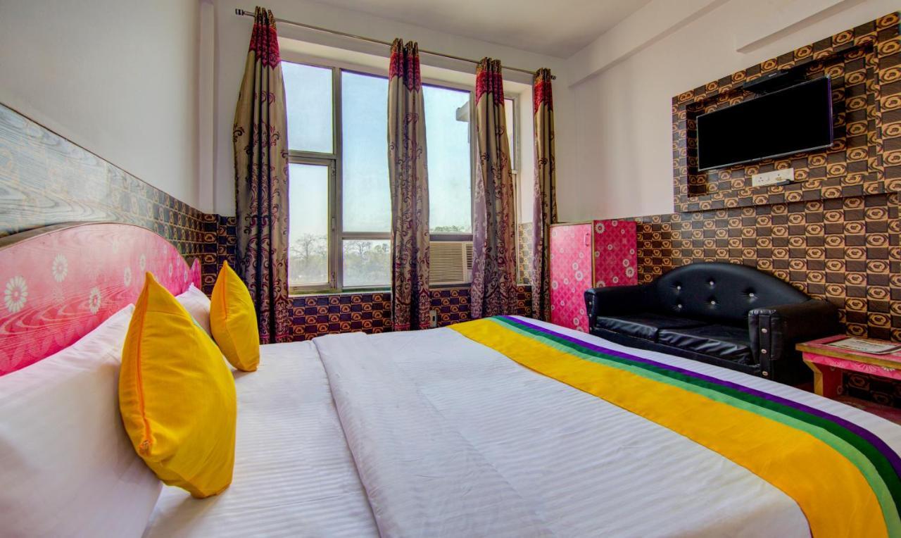 Itsy Hotels Satya Shree Katra  Esterno foto