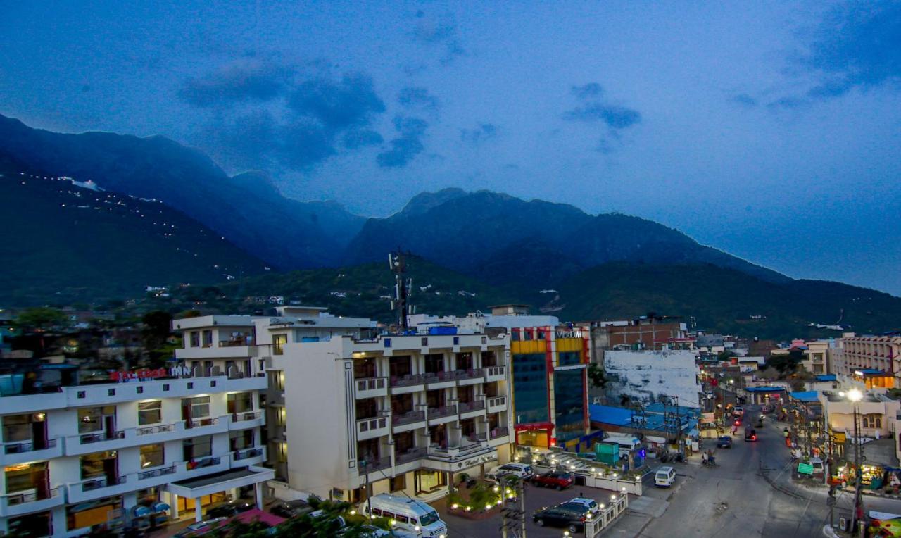 Itsy Hotels Satya Shree Katra  Esterno foto