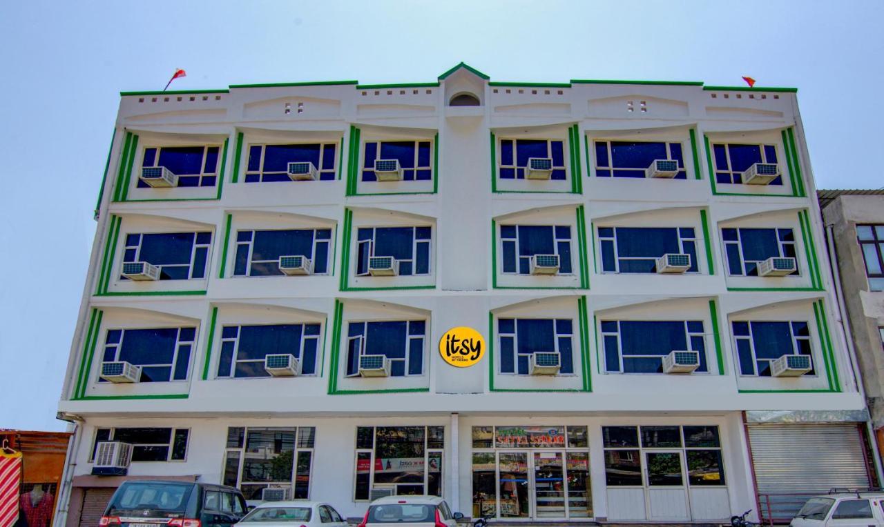 Itsy Hotels Satya Shree Katra  Esterno foto